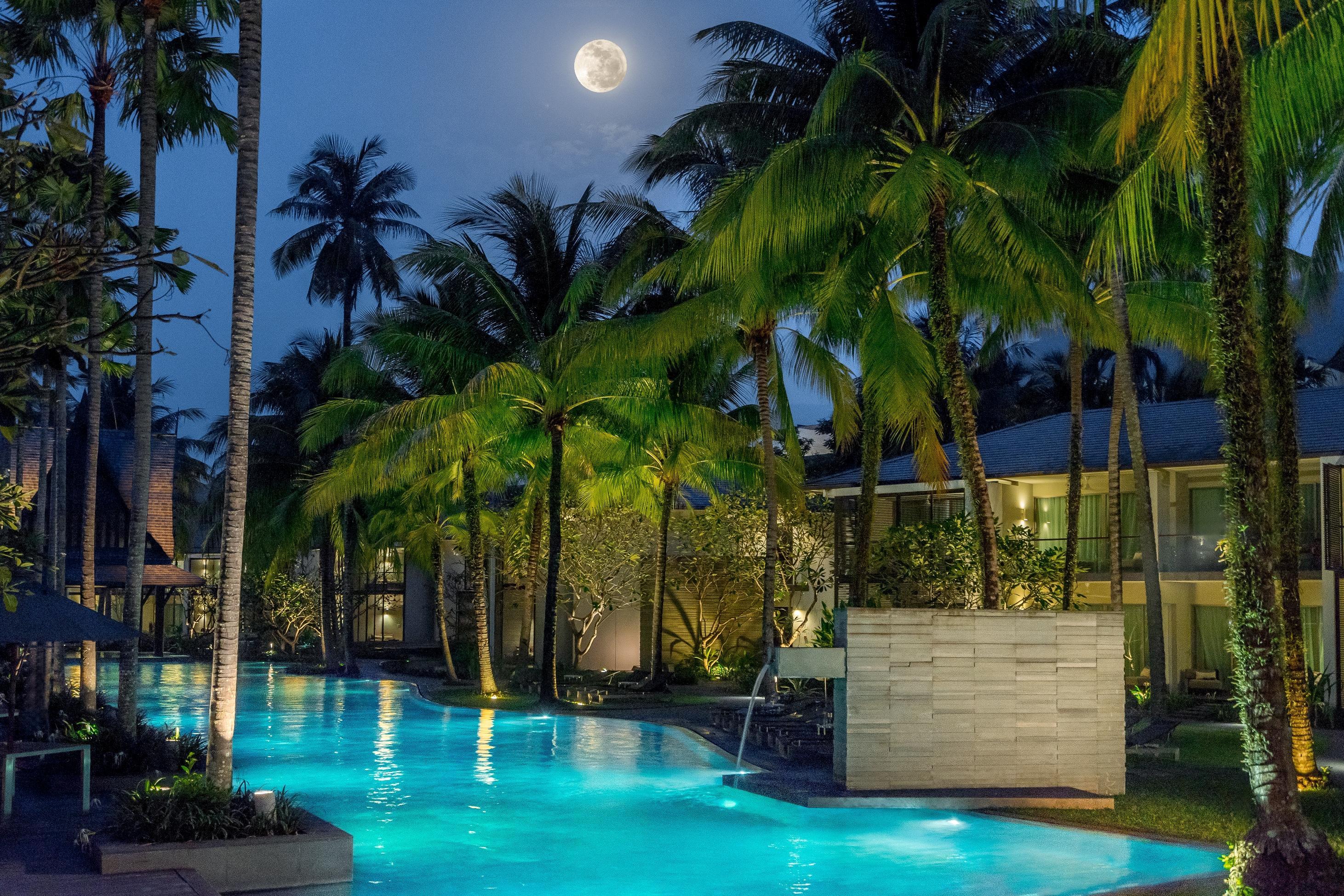 Twinpalms Surin Beach  Exterior photo