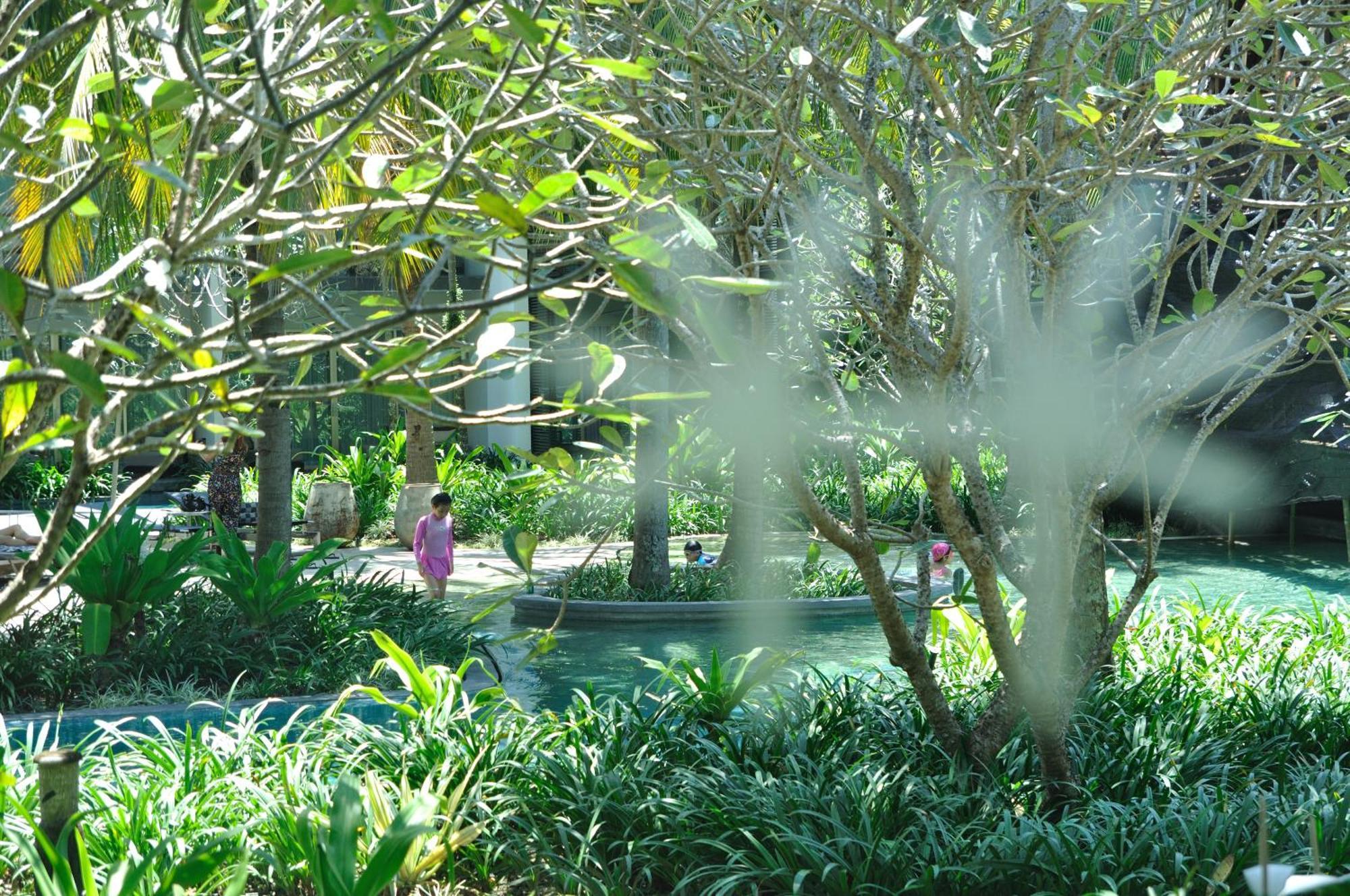 Twinpalms Surin Beach  Room photo